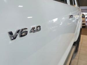 Toyota Hilux 4.0 V6 double cab Raider Dakar edition - Image 19