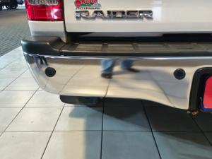 Toyota Hilux 4.0 V6 double cab Raider Dakar edition - Image 26