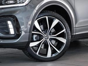 Volkswagen T-Roc 2.0TSI 4Motion R-Line - Image 2