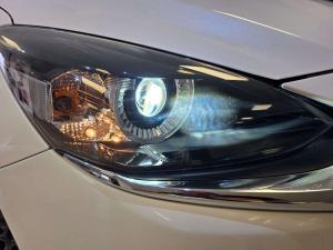 Mazda Mazda2 1.5 Individual auto - Image 4