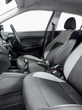 Hyundai i20 1.2 Motion - Image 16