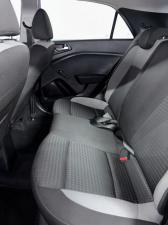 Hyundai i20 1.2 Motion - Image 17