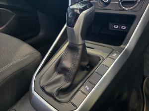 Volkswagen Polo hatch 1.0TSI Life auto - Image 10