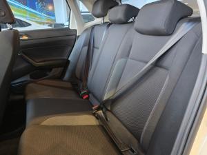 Volkswagen Polo hatch 1.0TSI Life auto - Image 13