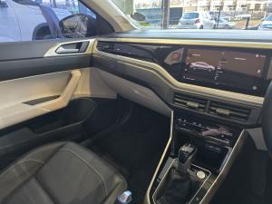 Volkswagen Polo sedan 1.0TSI Style - Image 6