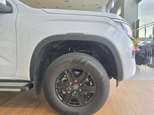 Volkswagen Amarok 2.0TDI double cab Life auto - Image 15