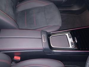Mercedes-Benz GLA GLA200d Progressive - Image 12