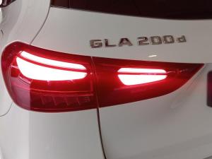 Mercedes-Benz GLA GLA200d Progressive - Image 20
