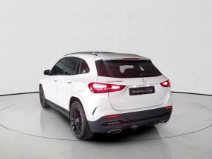Mercedes-Benz GLA GLA200d Progressive - Image 5