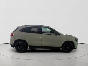 Mercedes-Benz GLA GLA200d Progressive - Image 8