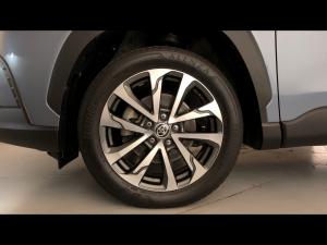 Toyota Corolla Cross 1.8 XR - Image 18