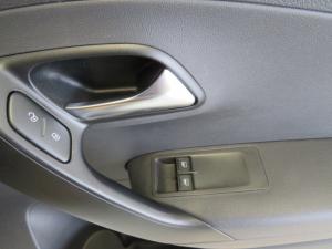 Volkswagen Polo Vivo 1.4 - Image 13