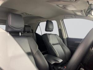 Toyota Fortuner 2.4GD-6 Raised Body automatic - Image 14