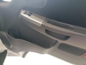 Kia K 2700 WorkhorseS/C - Image 15