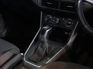 Volkswagen Polo hatch 1.0TSI Life auto - Image 13