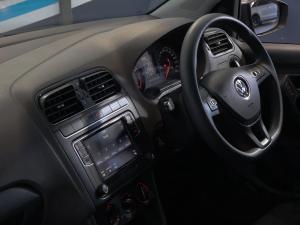 Volkswagen Polo Vivo hatch 1.4 Comfortline - Image 15