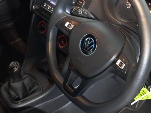 Volkswagen Polo Vivo hatch 1.4 Comfortline - Image 10