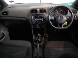 Volkswagen Polo Vivo hatch 1.4 Comfortline - Image 9