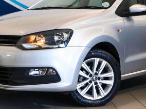 Volkswagen Polo Vivo hatch 1.6 Comfortline auto - Image 5
