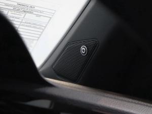 Volkswagen T-Roc 2.0TSI 4Motion R-Line - Image 9