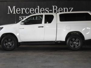 Toyota Hilux 2.4GD-6 Xtra cab Raider manual - Image 3