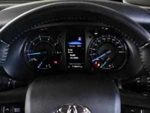 Toyota Hilux 2.8GD-6 double cab 4x4 Legend auto - Image 10