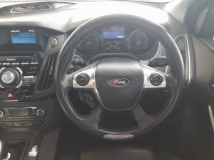 Ford Focus ST 3 - Image 22
