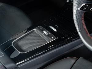 Mercedes-Benz A-Class A200 hatch Progressive - Image 19