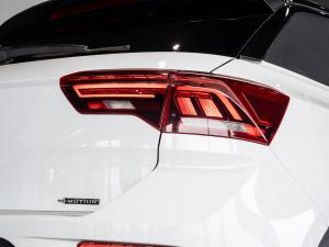 Volkswagen T-Roc 2.0TSI 4Motion Design - Image 12
