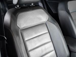 Volkswagen T-Roc 2.0TSI 4Motion Design - Image 26