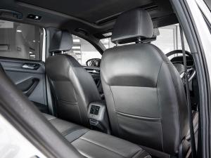 Volkswagen T-Roc 2.0TSI 4Motion Design - Image 29