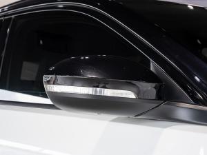 Volkswagen T-Roc 2.0TSI 4Motion Design - Image 7