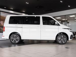 Volkswagen Transporter 2.0BiTDI Kombi SWB Trendline Plus 4Motion - Image 16