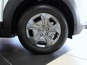 Mahindra XUV 3XO 1.2T MX3 manual - Image 16