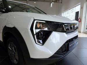 Mahindra XUV 3XO 1.2T MX3 manual - Image 2
