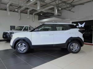 Mahindra XUV 3XO 1.2T MX3 manual - Image 5