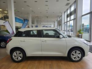 Suzuki Swift 1.2 GL+ auto - Image 4