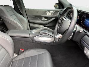 Mercedes-Benz GLS GLS450d 4Matic - Image 14
