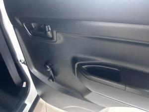 Suzuki S-Presso 1.0 GL manual - Image 11