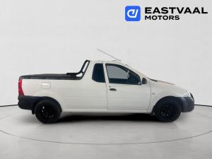 Nissan NP200 1.6i safety pack (aircon) - Image 8