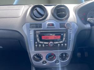 Ford Figo 1.4 Ambiente - Image 10