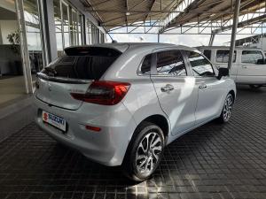 Suzuki Baleno 1.5 GLX auto - Image 7