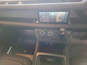 Land Rover Defender 110 D240 X-Dynamic SE - Image 22