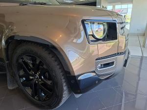 Land Rover Defender 110 D240 X-Dynamic SE - Image 25