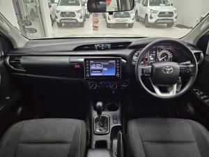 Toyota Hilux 2.4GD-6 double cab 4x4 Raider auto - Image 6
