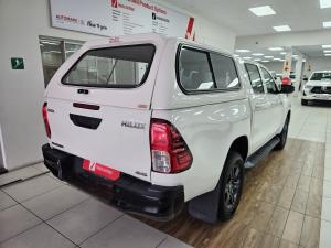 Toyota Hilux 2.4GD-6 double cab 4x4 Raider auto - Image 2