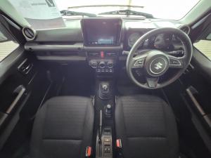 Suzuki Jimny 1.5 GLX AllGrip 5-door manual - Image 6