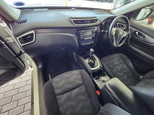 Nissan X-Trail 2.5 4x4 SE - Image 11