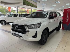 Toyota Hilux 2.4GD-6 double cab 4x4 Raider manual - Image 9