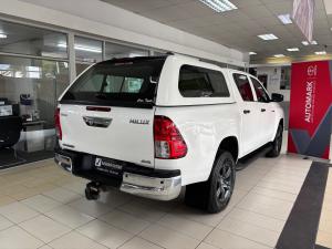 Toyota Hilux 2.4GD-6 double cab 4x4 Raider manual - Image 2